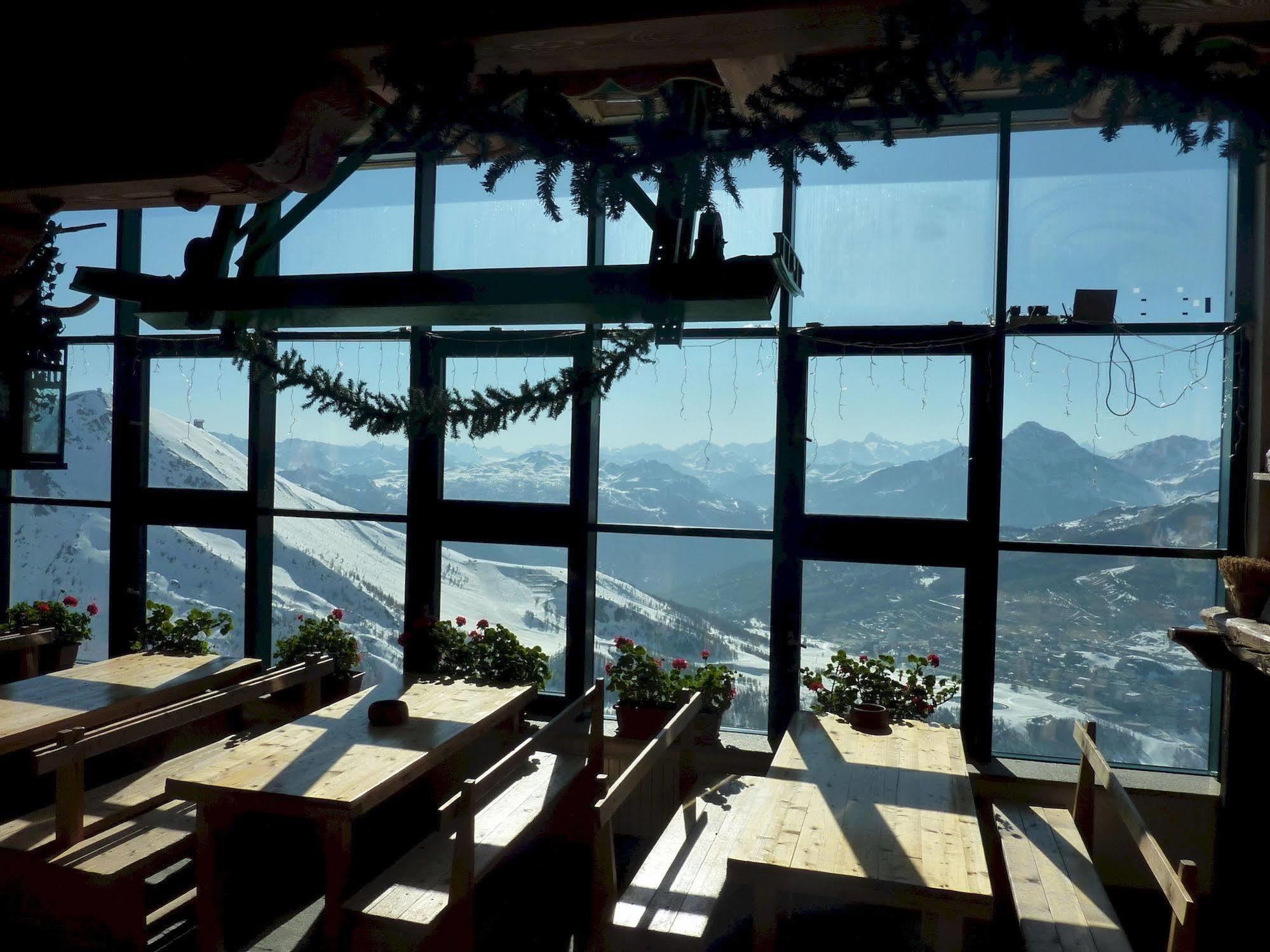 Hotel Tana Della Volpe Colle Colle Sestriere Zewnętrze zdjęcie